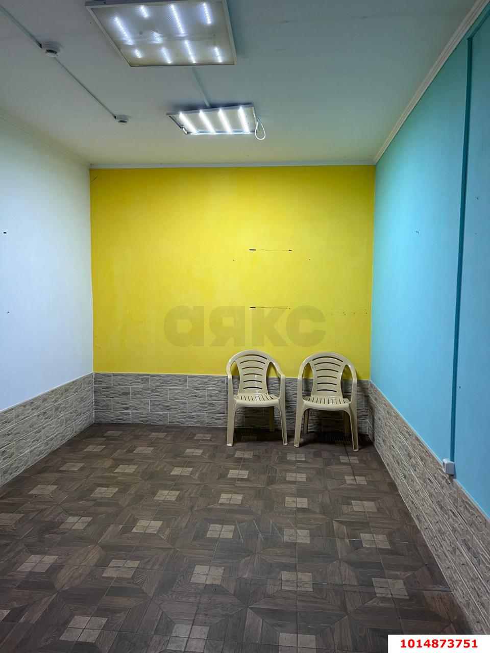 Фото №4: Торговое помещение 65 м² - Краснодар, Московский, ул. им. Артюшкова В.Д., 15