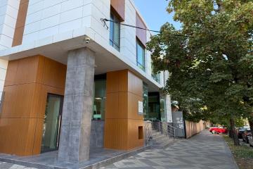 Фото №3: Коммерция 369 м² - Краснодар, мкр. Центральный, ул. Ленина, 26