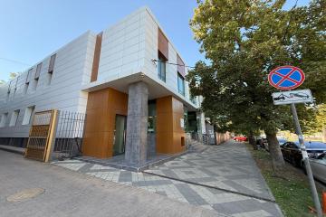 Фото №4: Коммерция 369 м² - Краснодар, мкр. Центральный, ул. Ленина, 26