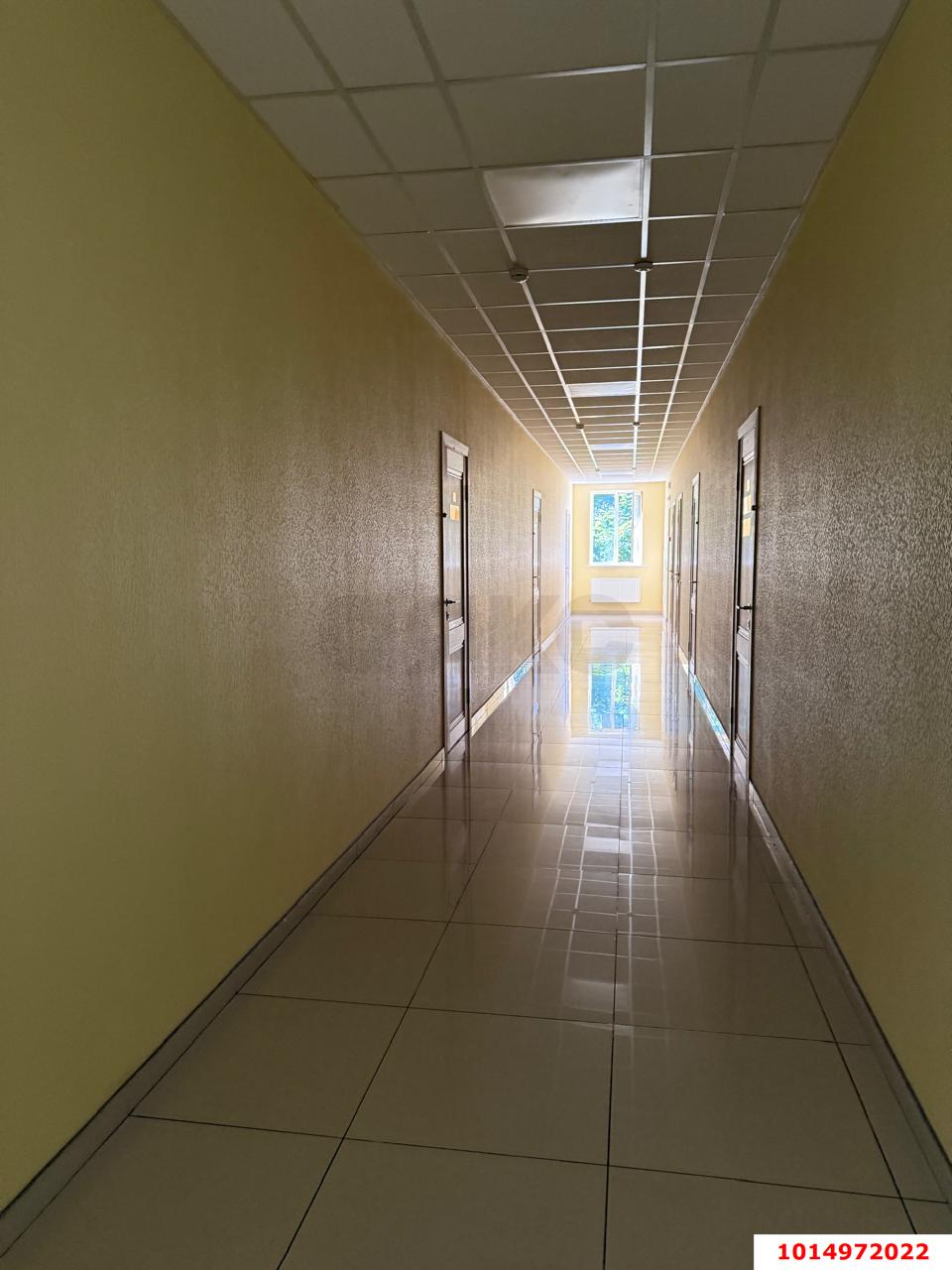 Фото №10: Торговое помещение 370 м² - Краснодар, Центральный, ул. Главная городская площадь