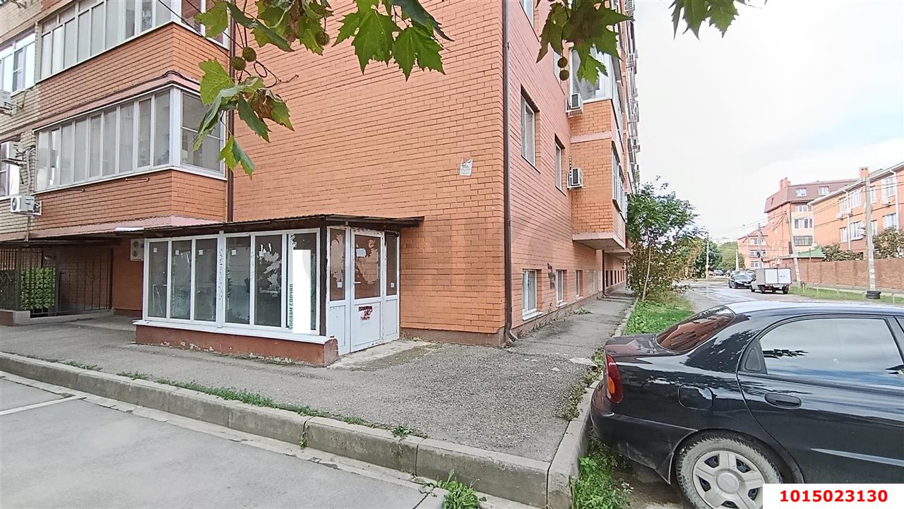 Фото №12: Торговое помещение 54 м² - Краснодар, жилой комплекс Красивый, пер. 2-й Красивый, 10