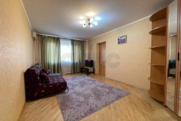 Фото №1: 2-комнатная квартира 55 м² - Краснодар, мкр. Микрохирургии глаза, ул. Академика Лукьяненко, 95/3