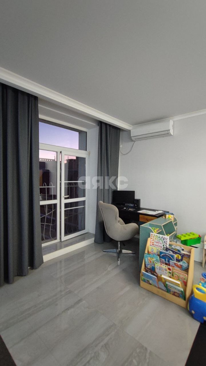 Фото №9: 2-комнатная квартира 95 м² - Волгоград, Центральный, ул. Глазкова, 23А