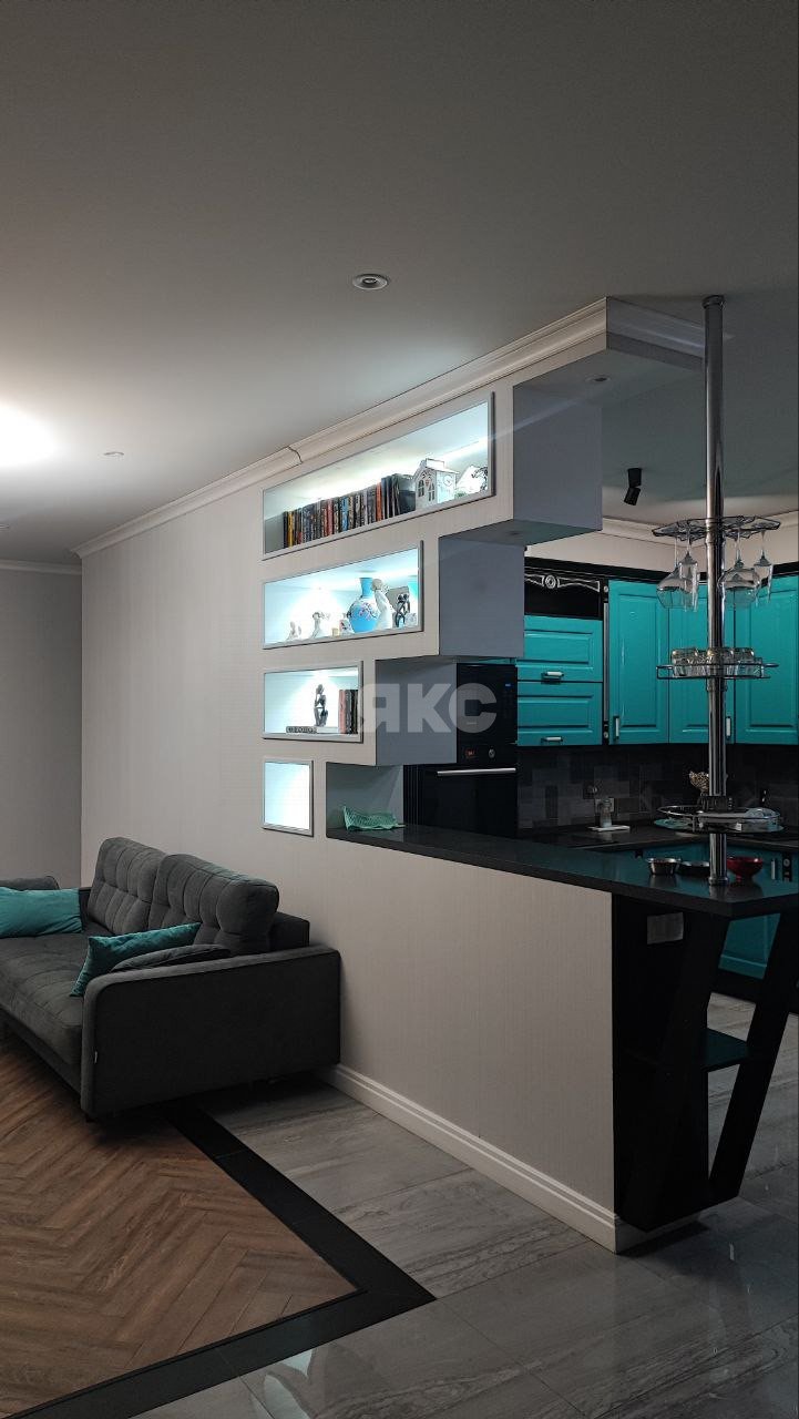 Фото №5: 2-комнатная квартира 95 м² - Волгоград, Центральный, ул. Глазкова, 23А