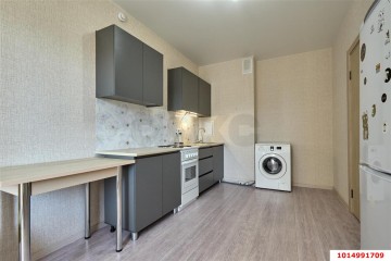 Фото №2: 1-комнатная квартира 32 м² - Берёзовый, мкр. жилой комплекс Молодёжный-2, ул. имени Профессора Малигонова, 42/3к1