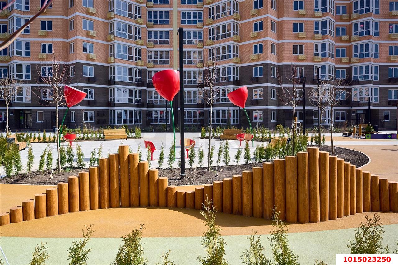 Фото №1: 2-комнатная квартира 77 м² - Краснодар, Прикубанский внутригородской округ, мкр. 2-я Площадка, ул. Ветеранов, 85к5