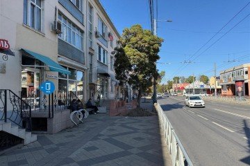 Фото №2: Торговое помещение 71 м² - Краснодар, мкр. Центральный, ул. Митрофана Седина, 11