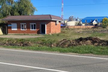 Фото №2: Коммерция 21 м² - Адыгейск, ул. имени Т.Х. Чуяко, 38