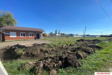 Фото №5: Коммерция 21 м² - Адыгейск, ул. имени Т.Х. Чуяко, 38