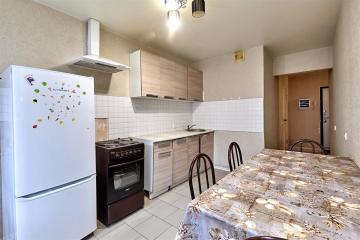 Фото №3: 2-комнатная квартира 69 м² - Краснодар, мкр. жилой комплекс Времена года, ул. Петра Метальникова, 5к1