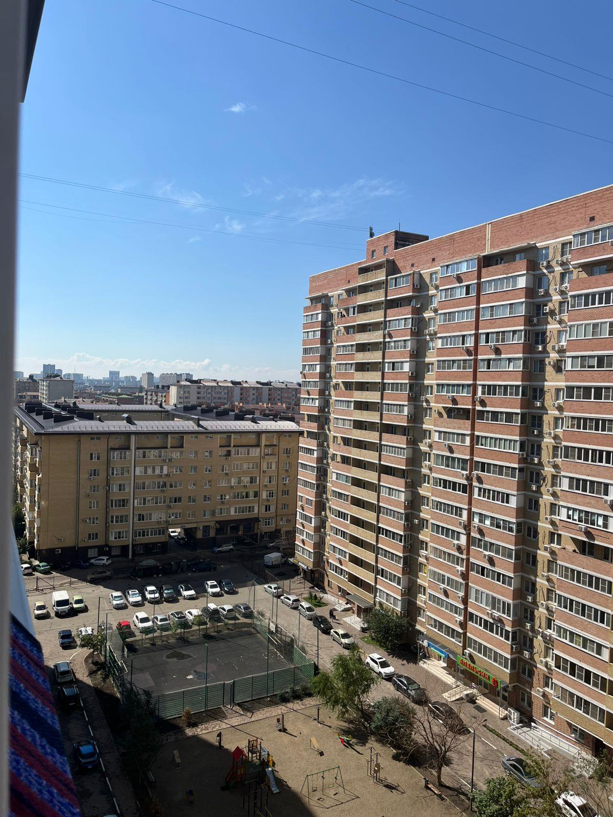 Фото №12: 2-комнатная квартира 76 м² - Краснодар, Музыкальный, ЖК Времена Года, имени Петра Метальникова, Завод Радиоизмерительных Приборов, Прикубанский внутригородской округ, мкр. жилой комплекс Времена года, ул. Петра Метальникова, 5к1