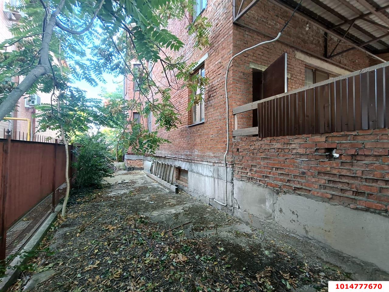 Фото №2: Дом 700 м² + 8 сот. - Краснодар, Круглик, ул. Баканская, 16