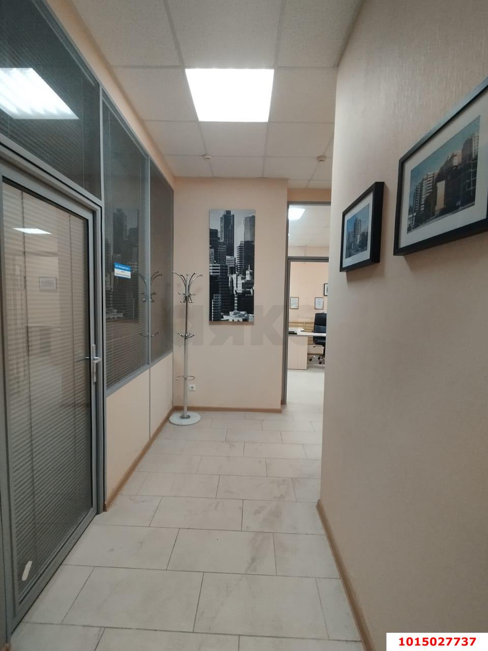 Фото №10: Офисное помещение 31 м² - Краснодар, Солнечный, ул. Архитектора Ишунина, 8