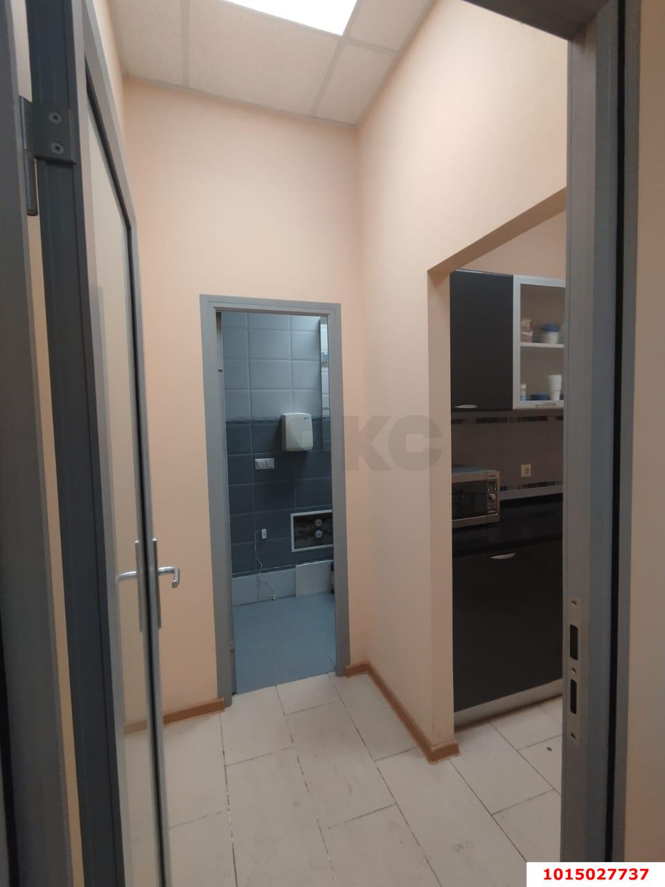 Фото №11: Офисное помещение 31 м² - Краснодар, Солнечный, ул. Архитектора Ишунина, 8