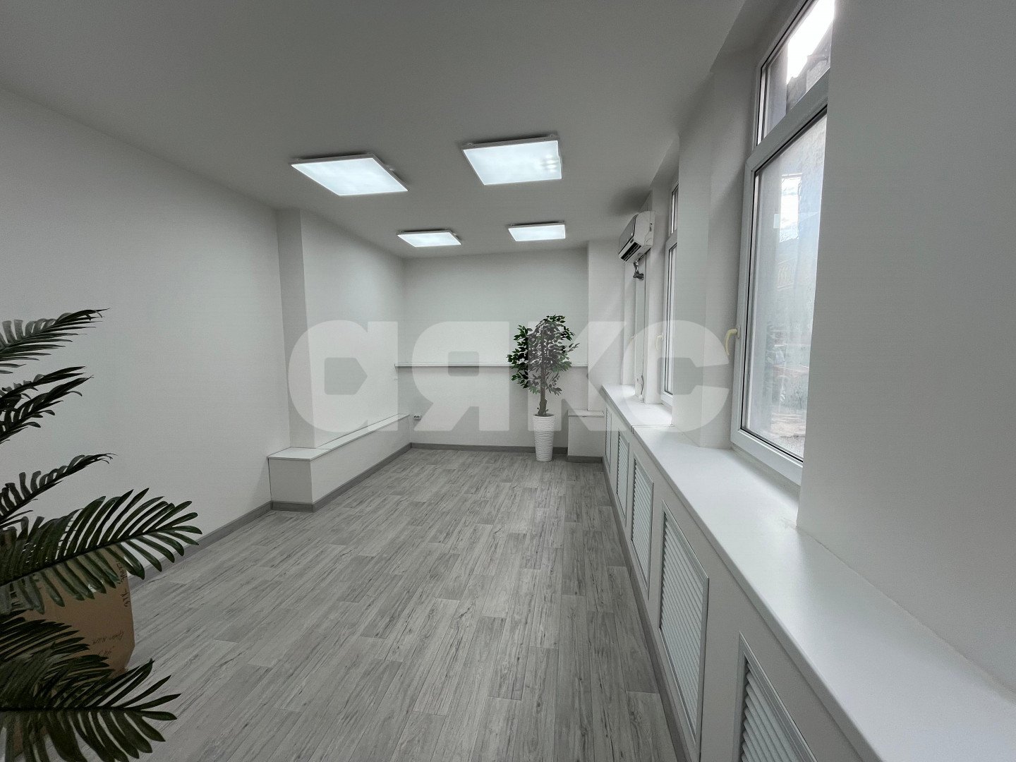 Фото №6: Коммерция 36 м² - Ростов-на-Дону, Пролетарский, ул. 14-я Линия, 88