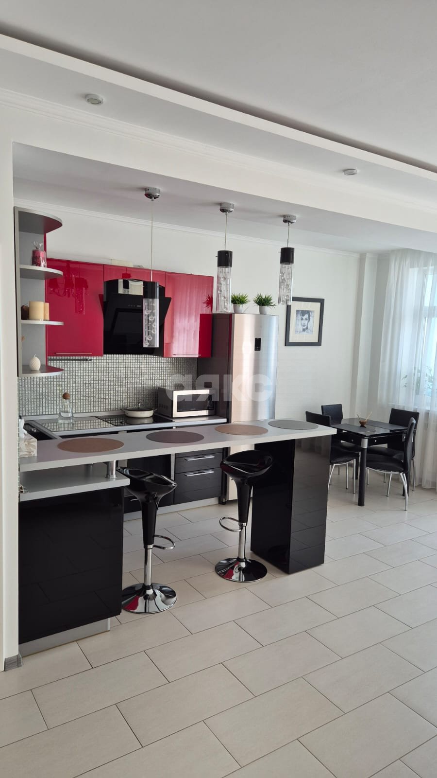 Фото №1: Студия 55 м² - Ростов-на-Дону, Кировский, ул. Малюгиной, 220/84