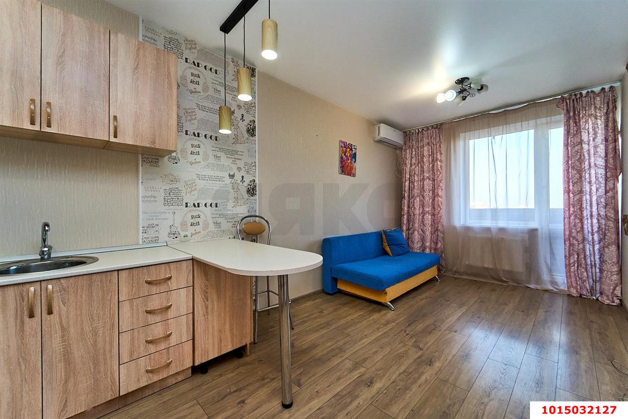 Фото №1: 1-комнатная квартира 38 м² - Краснодар, жилой комплекс Трилогия, ул. имени Невкипелого, 24/2к2