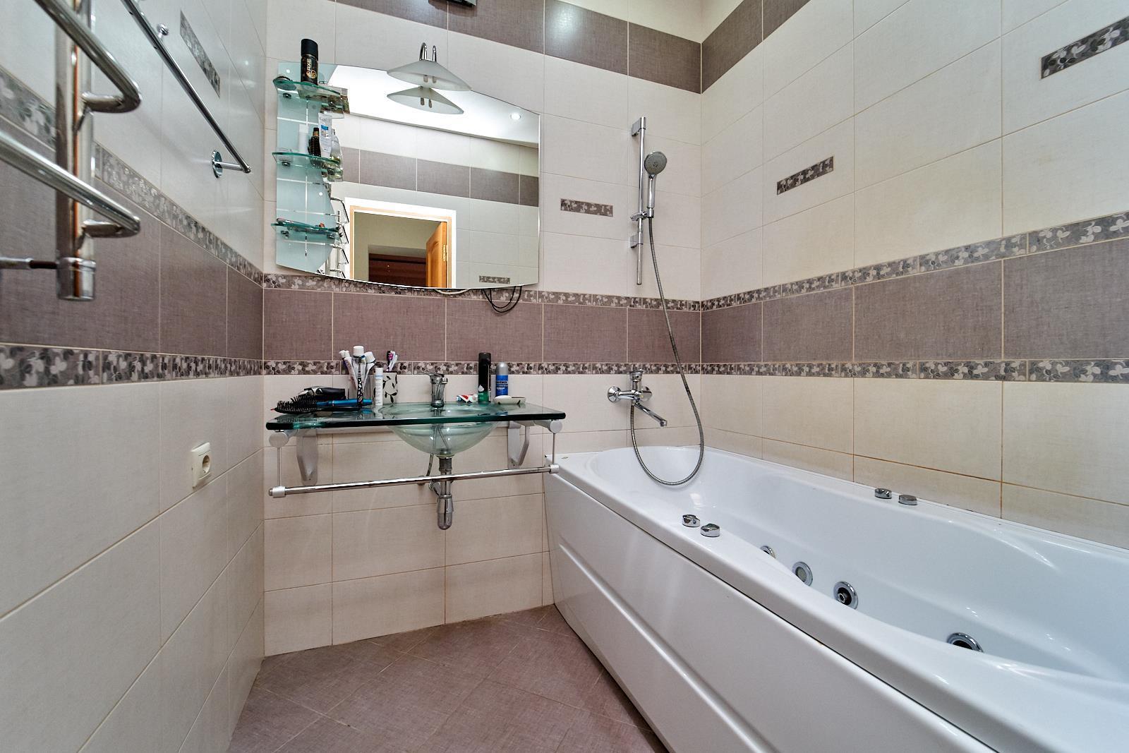 Фото №5: 2-комнатная квартира 77 м² - Краснодар, Прикубанский внутригородской округ, мкр. Восточно-Кругликовский, ул. Черкасская, 57