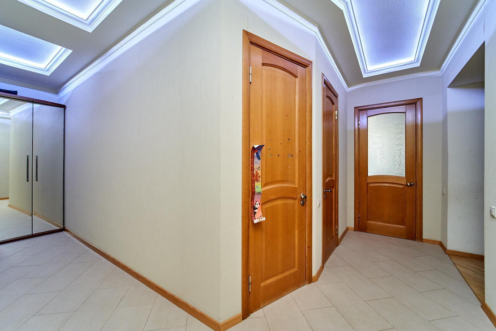 Фото №4: 2-комнатная квартира 77 м² - Краснодар, Прикубанский внутригородской округ, мкр. Восточно-Кругликовский, ул. Черкасская, 57