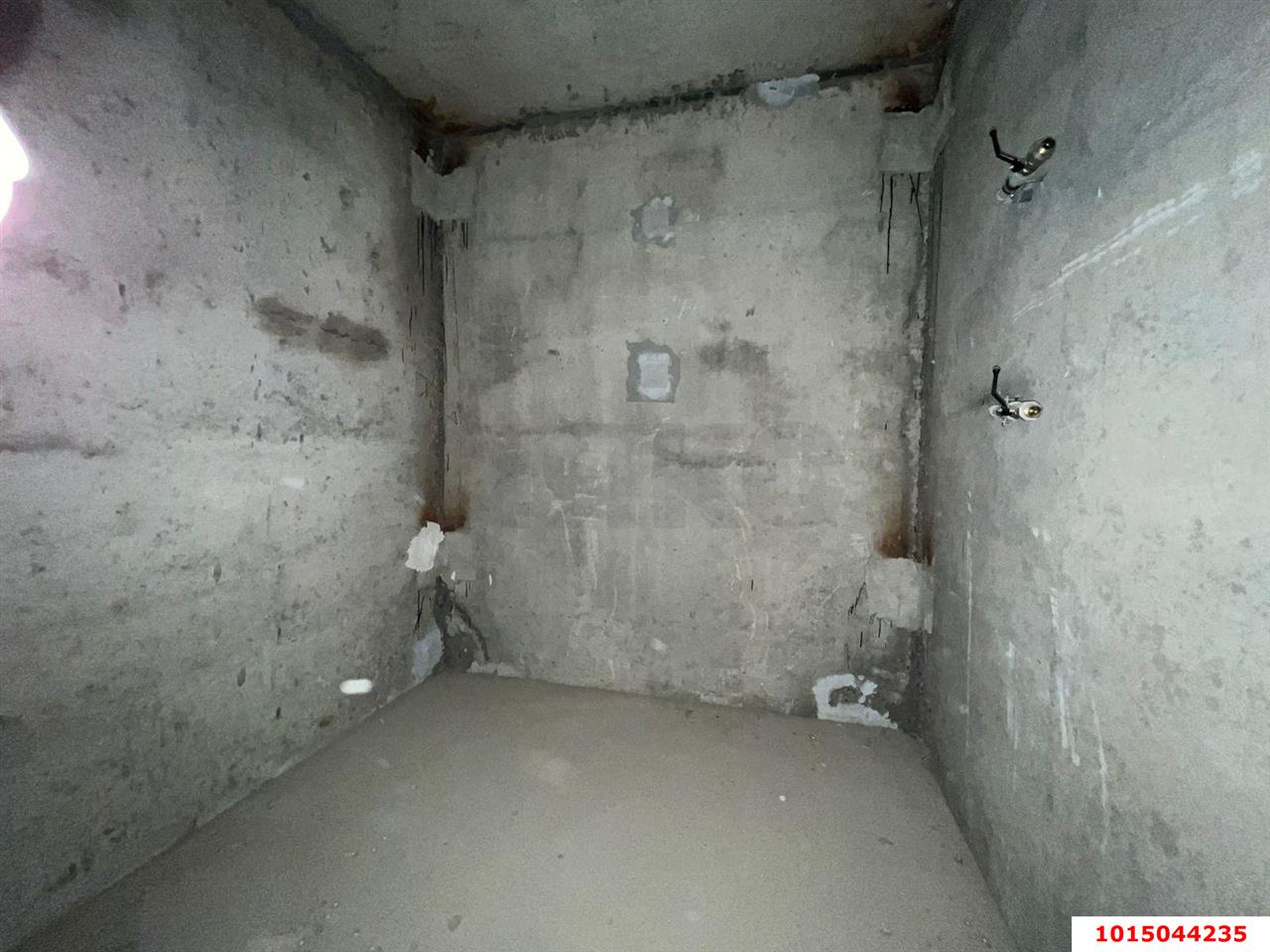 Фото №13: 2-комнатная квартира 74 м² - Краснодар, Прикубанский внутригородской округ, мкр. Завод Измерительных Приборов, ул. Карякина, 5/1