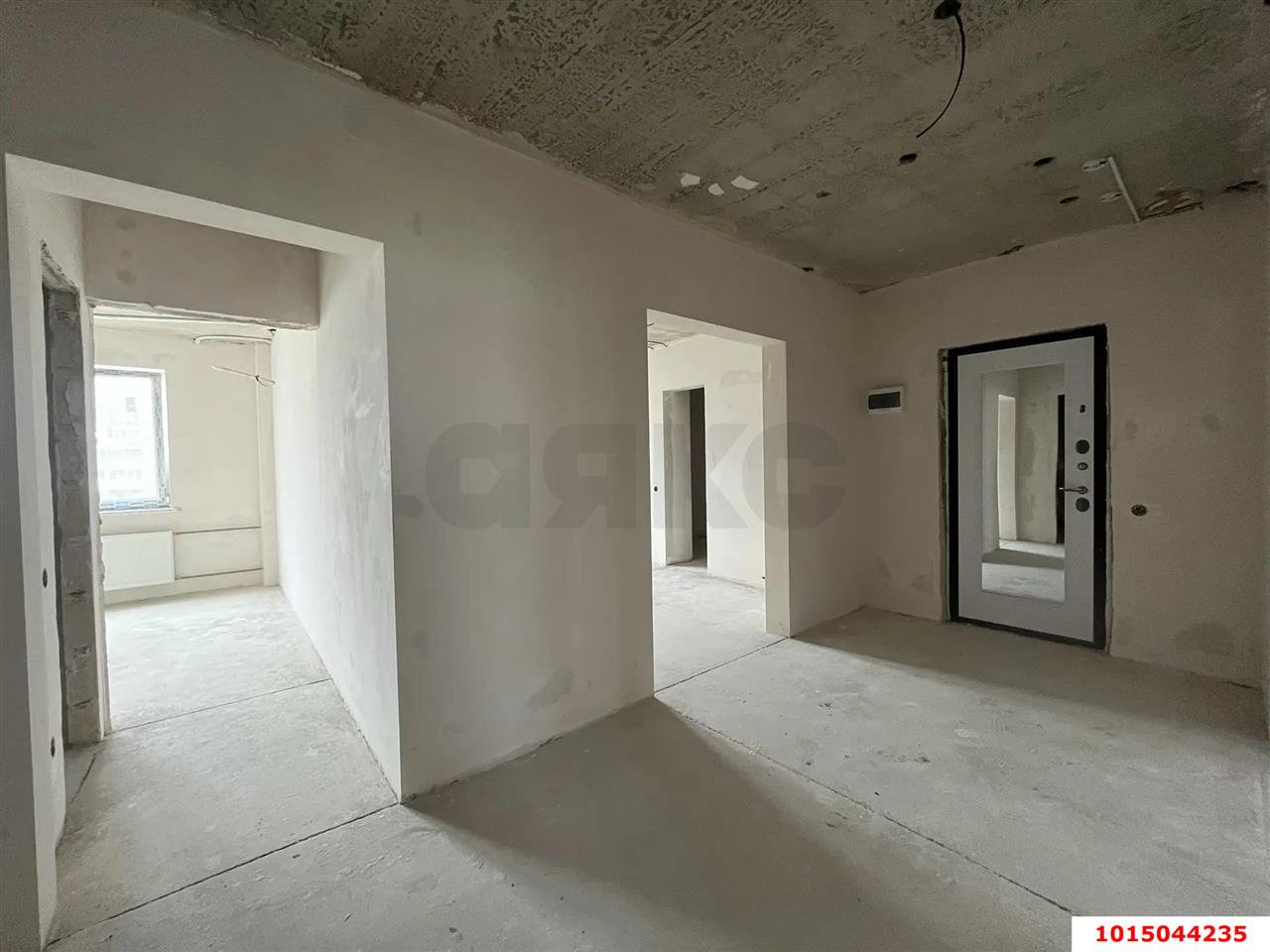 Фото №9: 2-комнатная квартира 74 м² - Краснодар, Прикубанский внутригородской округ, мкр. Завод Измерительных Приборов, ул. Карякина, 5к1