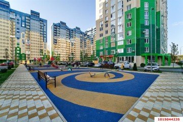 Фото №1: 2-комнатная квартира 74 м² - Краснодар, мкр. Завод Измерительных Приборов, ул. Карякина, 5/1