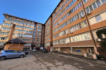 Фото №1: 1-комнатная квартира 49 м² - Краснодар, мкр. Музыкальный, ул. имени Мусоргского М.П., 3