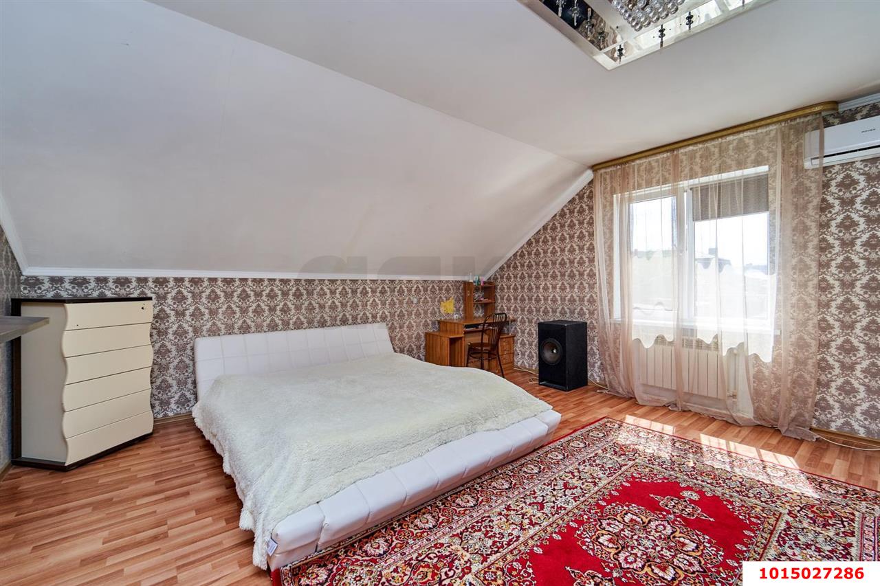 Фото №17: Дом 195 м² + 3.67 сот. - Краснодар, Завод Радиоизмерительных Приборов, б-р Интернациональный, 83