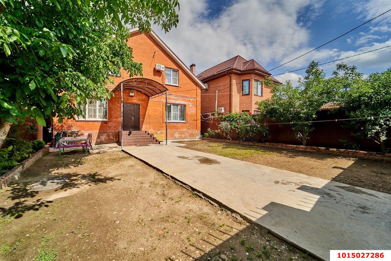 Фото №2: Дом 195 м² + 3.67 сот. - Краснодар, Завод Радиоизмерительных Приборов, б-р Интернациональный, 83