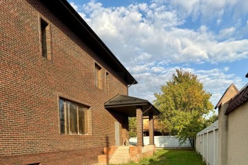 Фото №3: Дом 426 м² - Краснодар, мкр. Завод Радиоизмерительных Приборов, ул. Рощинская, 12/1