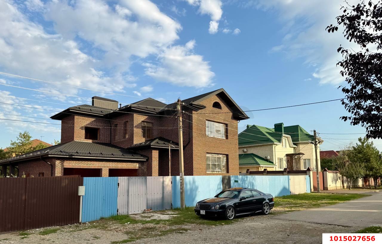 Фото №8: Дом 426 м² + 10.17 сот. - Краснодар, Завод Радиоизмерительных Приборов, ул. Рощинская, 12/1