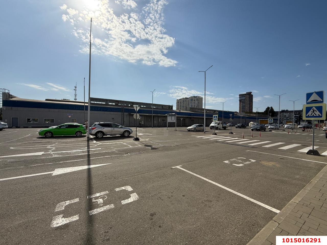 Фото №1: Торговое помещение 12752 м² - Краснодар, Западный внутригородской округ, ул. Шоссе Нефтяников, 40