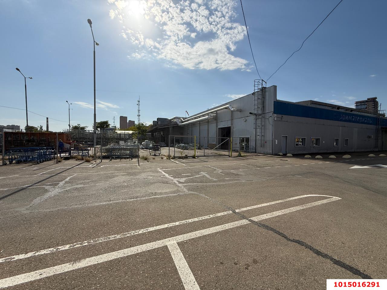 Фото №7: Торговое помещение 12752 м² - Краснодар, Западный внутригородской округ, ул. Шоссе Нефтяников, 40