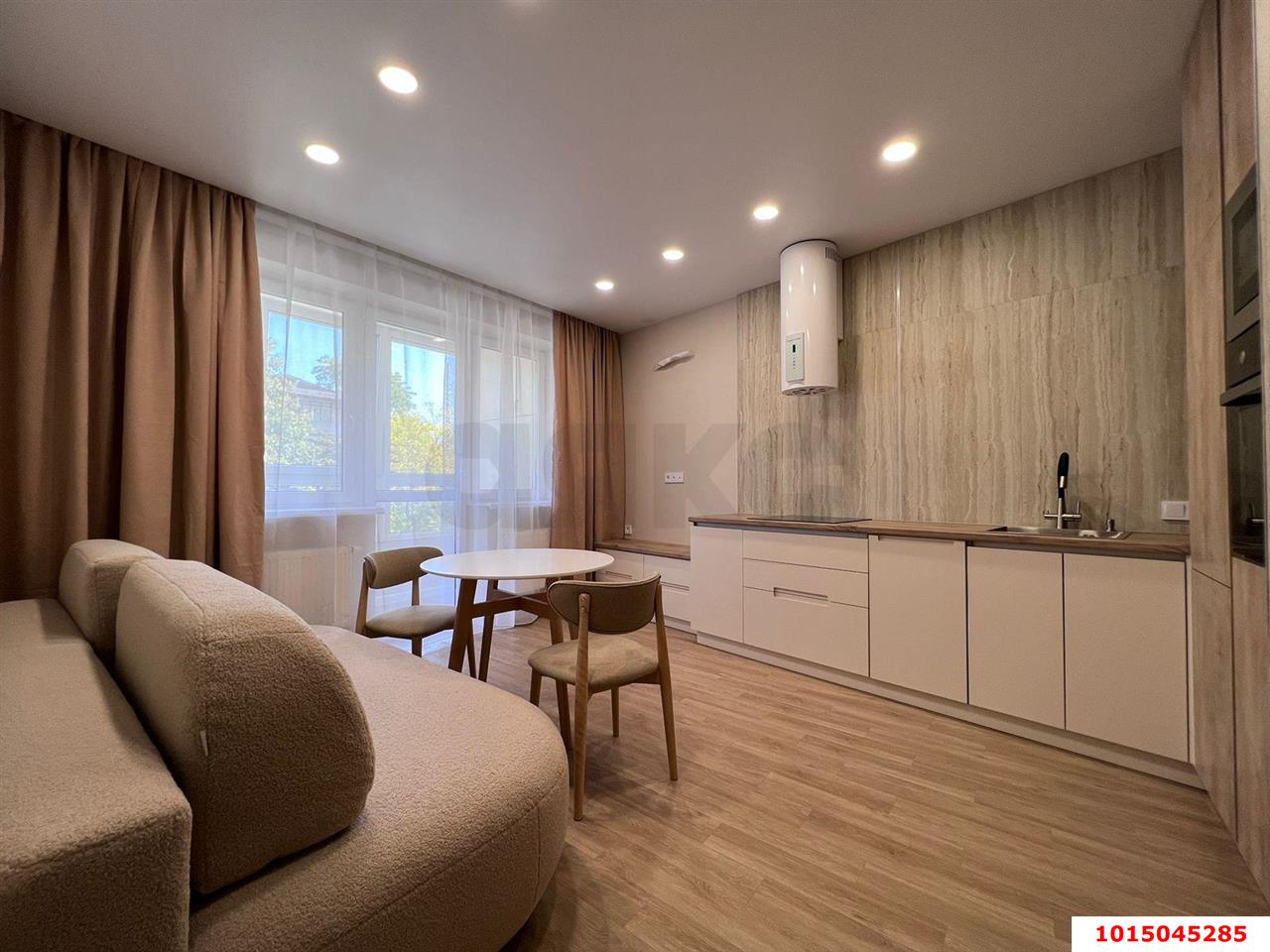 Фото №1: 1-комнатная квартира 40 м² - Краснодар, ЖК Все Свои Вип, ул. Колхозная, 5/2к1