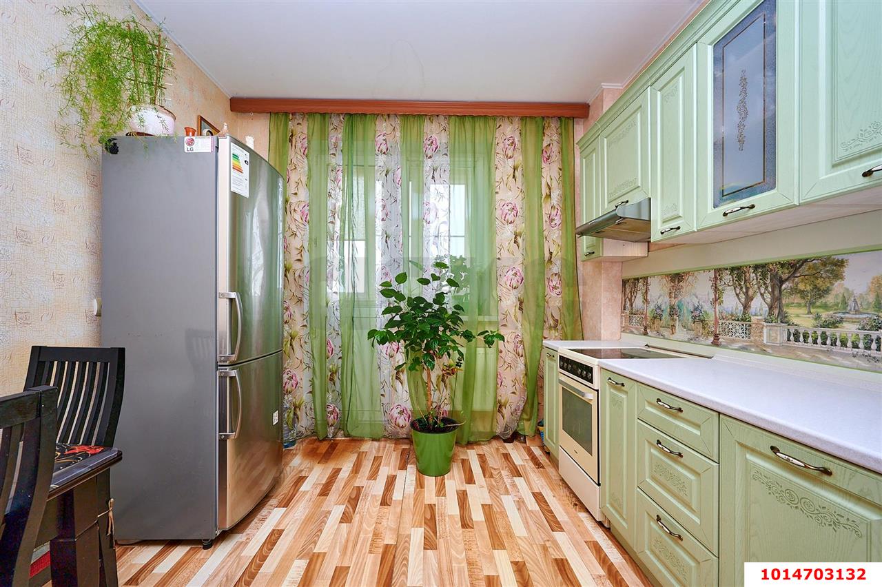 Фото №2: 2-комнатная квартира 68 м² - Краснодар, имени Маршала Жукова, ул. Александра Покрышкина, 4/10