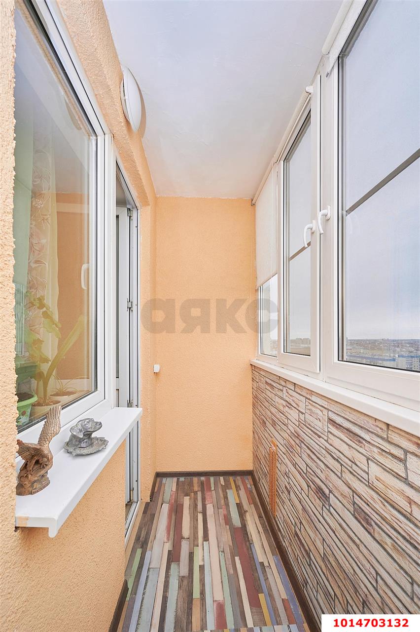 Фото №4: 2-комнатная квартира 68 м² - Краснодар, имени Маршала Жукова, ул. Александра Покрышкина, 4/10