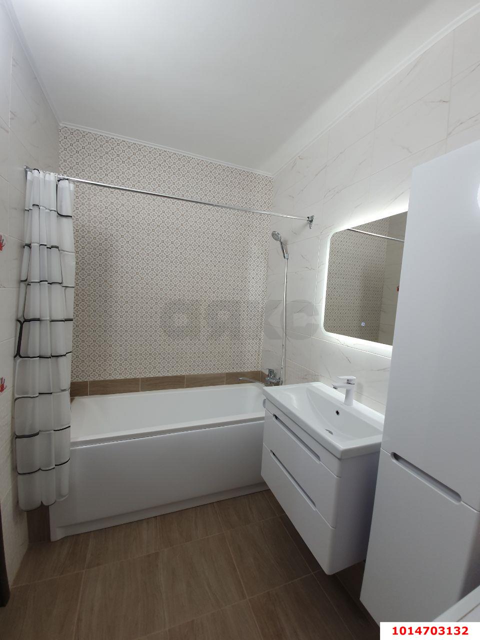 Фото №12: 2-комнатная квартира 68 м² - Краснодар, имени Маршала Жукова, ул. Александра Покрышкина, 4/10