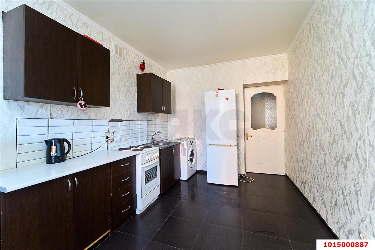 Фото №8: 1-комнатная квартира 37 м² - Российский, Прикубанский внутригородской округ, ул. имени В.М. Комарова, 30