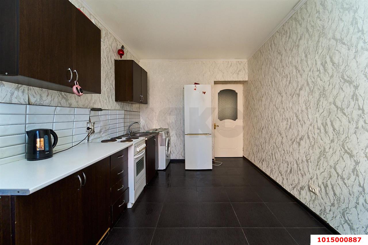 Фото №12: 1-комнатная квартира 37 м² - Российский, Прикубанский внутригородской округ, ул. имени В.М. Комарова, 30