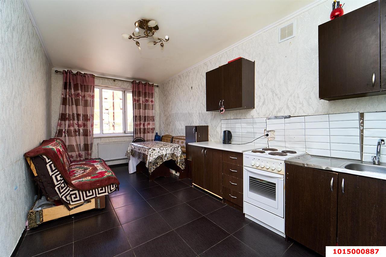 Фото №10: 1-комнатная квартира 37 м² - Российский, Прикубанский внутригородской округ, ул. имени В.М. Комарова, 30