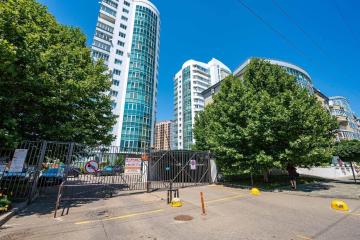 Фото №1: 3-комнатная квартира 141 м² - Краснодар, мкр. Западный внутригородской округ, ул. имени Дзержинского, 93