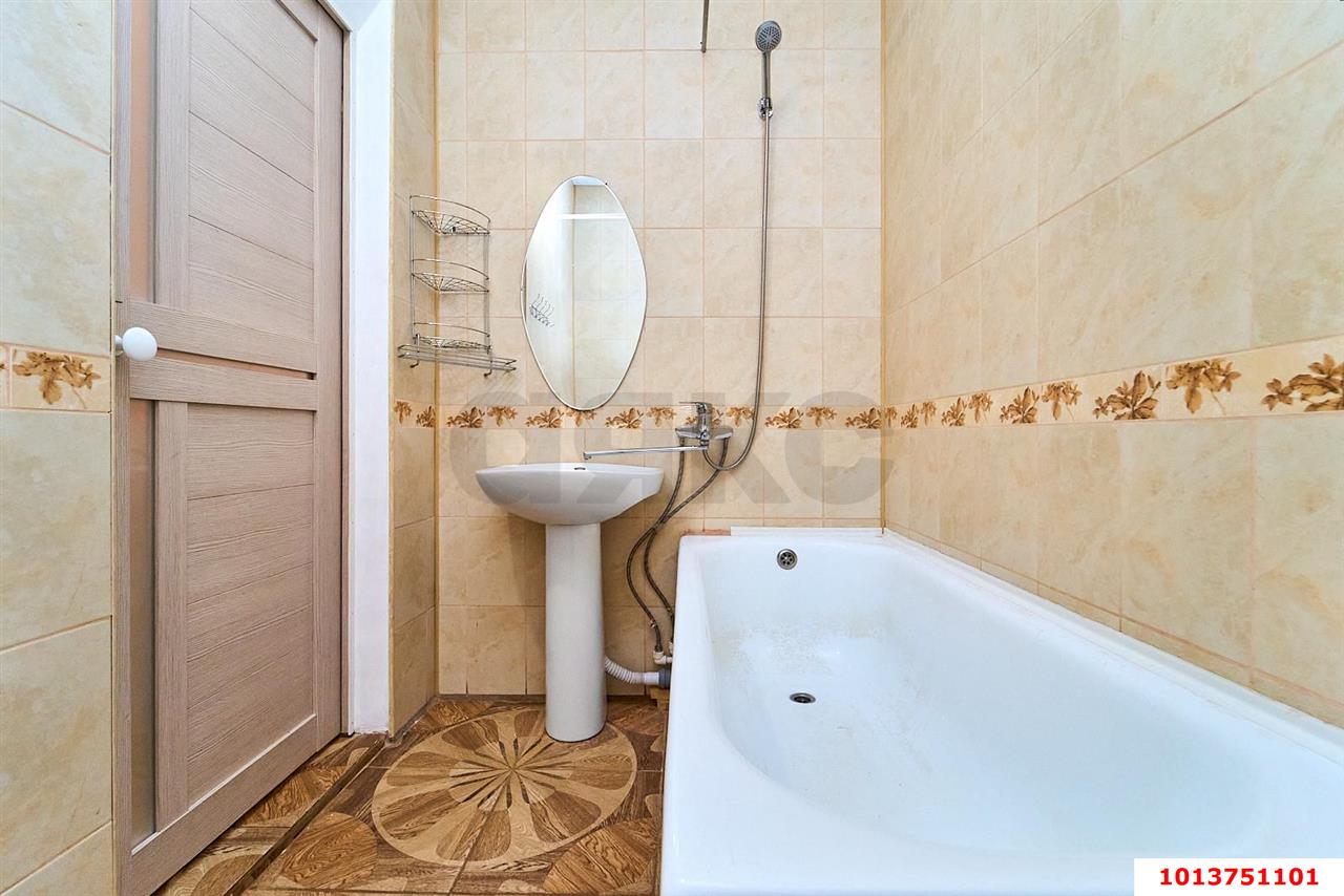 Фото №9: 2-комнатная квартира 55 м² - Краснодар, Прикубанский внутригородской округ, Завод Радиоизмерительных Приборов, мкр. Музыкальный, ул. Московская, 124