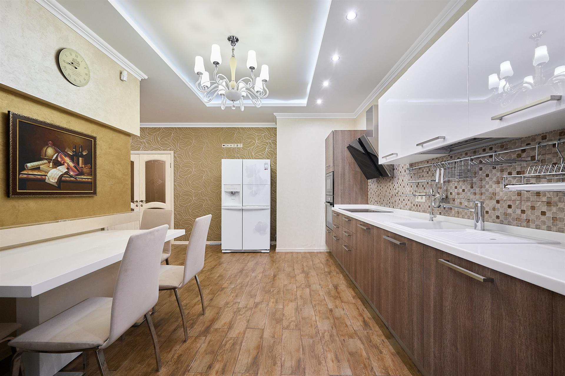 Фото №4: 2-комнатная квартира 80 м² - Краснодар, ЖК Екатеринодар, Прикубанский внутригородской округ, Фестивальный, жилой комплекс Екатеринодар, мкр. Солнечный, ул. Казбекская, 7