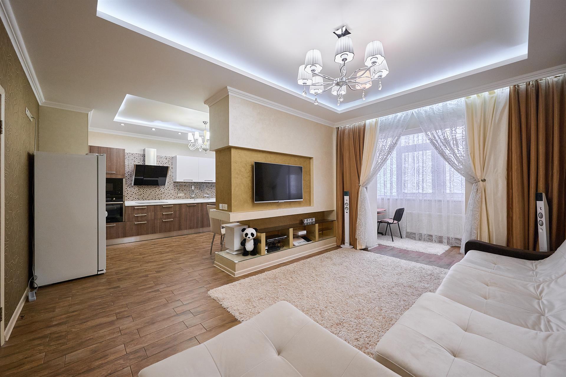 Фото №1: 2-комнатная квартира 80 м² - Краснодар, ЖК Екатеринодар, Прикубанский внутригородской округ, Фестивальный, жилой комплекс Екатеринодар, мкр. Солнечный, ул. Казбекская, 7