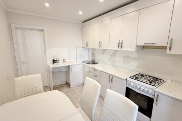 Фото №3: 1-комнатная квартира 37 м² - Нижнекамск, мкр. 15-й, пр-кт Шинников, 38