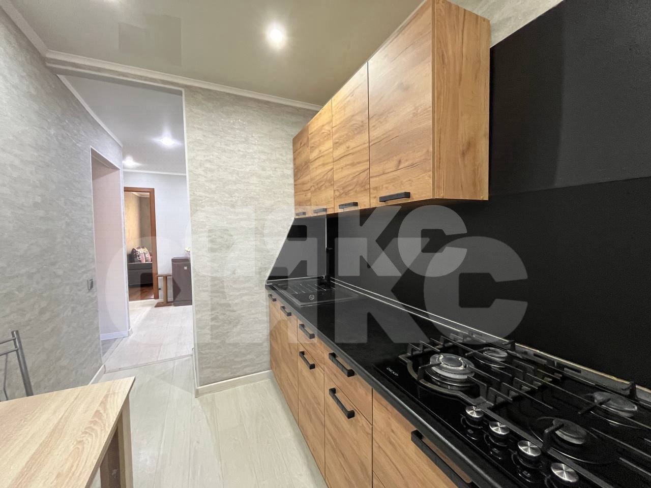 Фото №9: 4-комнатная квартира 75 м² - Нижнекамск, 9-й, пр-кт Вахитова, 19А