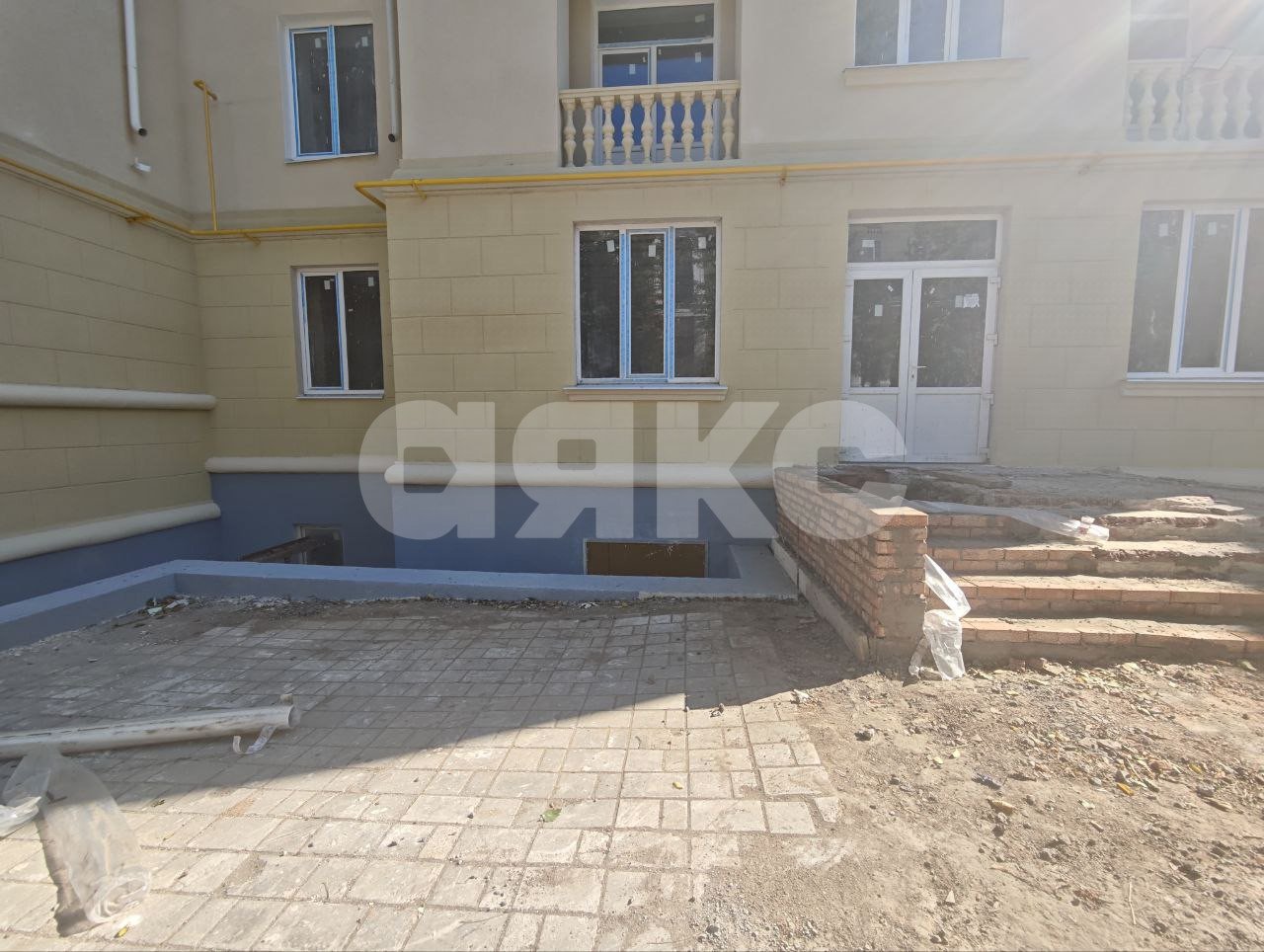 Фото №1: Коммерция 60 м² - Мариуполь, Жовтневый, ул. Артёма, 37