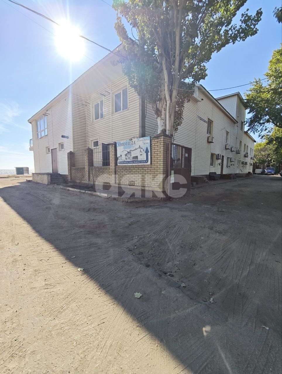 Фото №3: Коммерция 1543 м² - Ялта