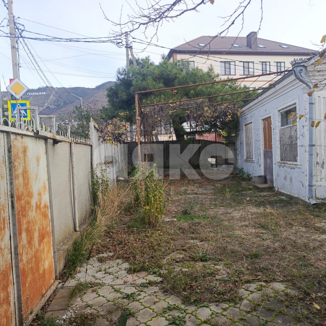 Фото №13: Дом 160 м² + 8 сот. - Геленджик, ул. Киевская, 36