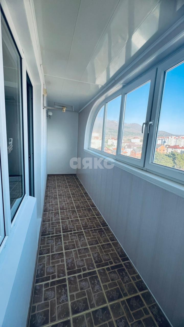 Фото №8: 2-комнатная квартира 58 м² - Геленджик, 5-й, ул. Островского, 79А